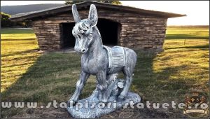 Statuetă măgăruș pe stativ, gri patinat, model S29.