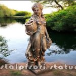 Statuetă fata cu coșulețe, arămiu patinat, model S23.