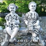 Statuete copii pe băncuță, gri patinat, model S24.