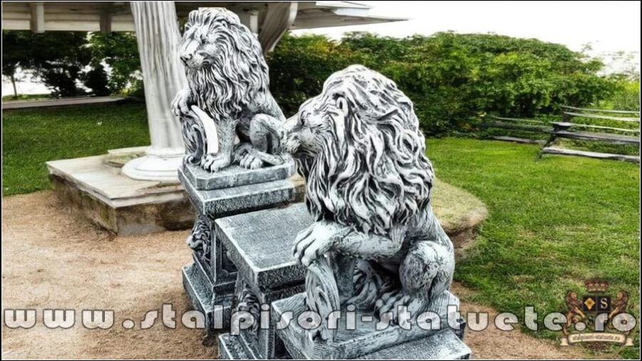 Set 2 statuete leu cu socluri, gri antichizat, S2-S87. (3)