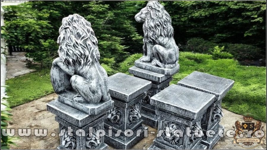 Set 2 statuete leu cu socluri, gri antichizat, S2-S87. (4)