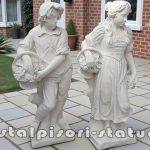 Statuete băiat și fată, alb marmorat, model S43.