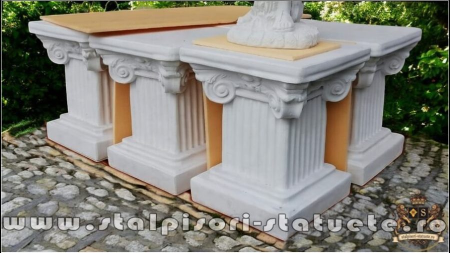 Soclu, stativ, alb marmorat, model S64. (3)