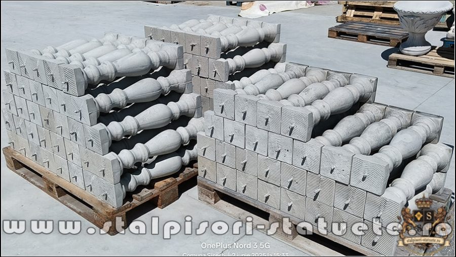 Stâlpișori, baluștri, popici, mosoare, din beton, model B2. (4)