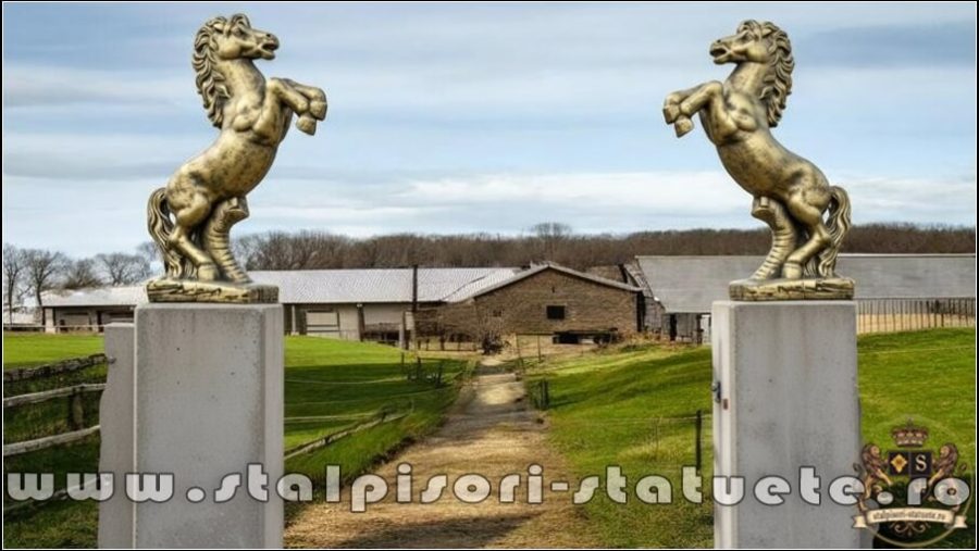 Statuetă căluț mic, auriu patinat, model S37. (5)