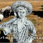 Statuetă ciobănaș cu cățel, gri patinat, model S73.