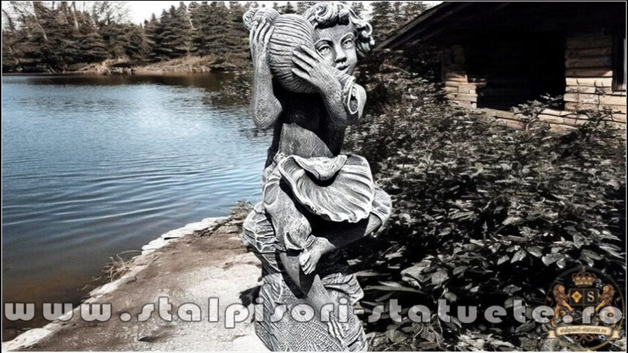 Statuetă copil cu două scoici, din beton, model S77. (3)