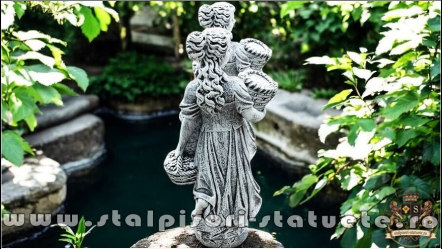 Statuetă domnița cu coșulețe, gri marmorat, model S67. (5)