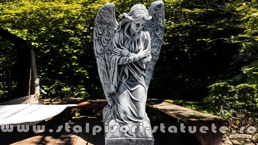 Statuetă îngeraș, gri patinat, model S59. (1)