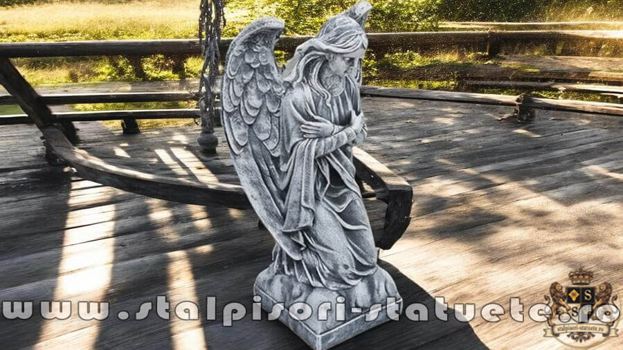 Statuetă îngeraș, gri patinat, model S59. (2)