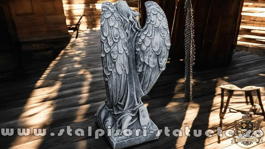 Statuetă îngeraș, gri patinat, model S59. (4)