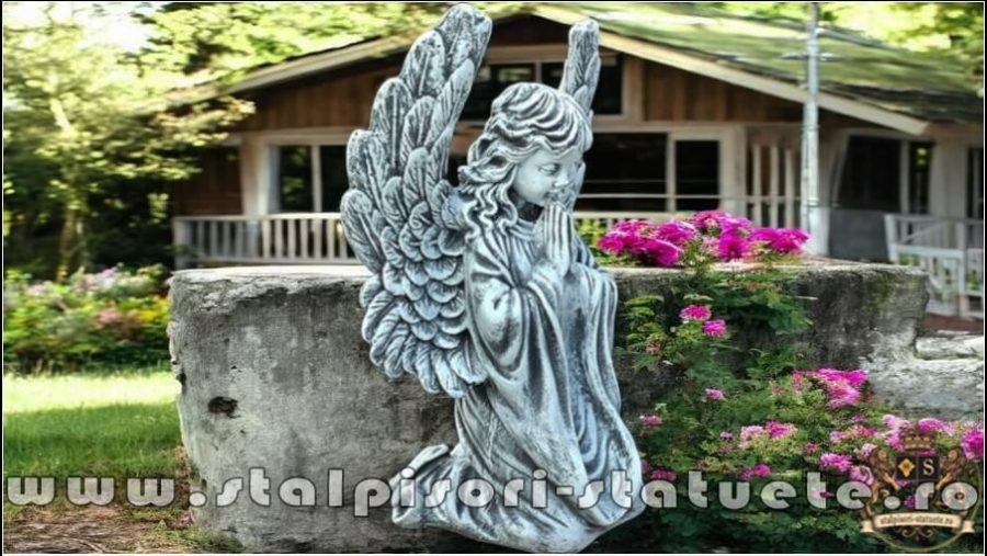 Statuetă îngeraș în rugăciune, gri patinat, model S40. (2)