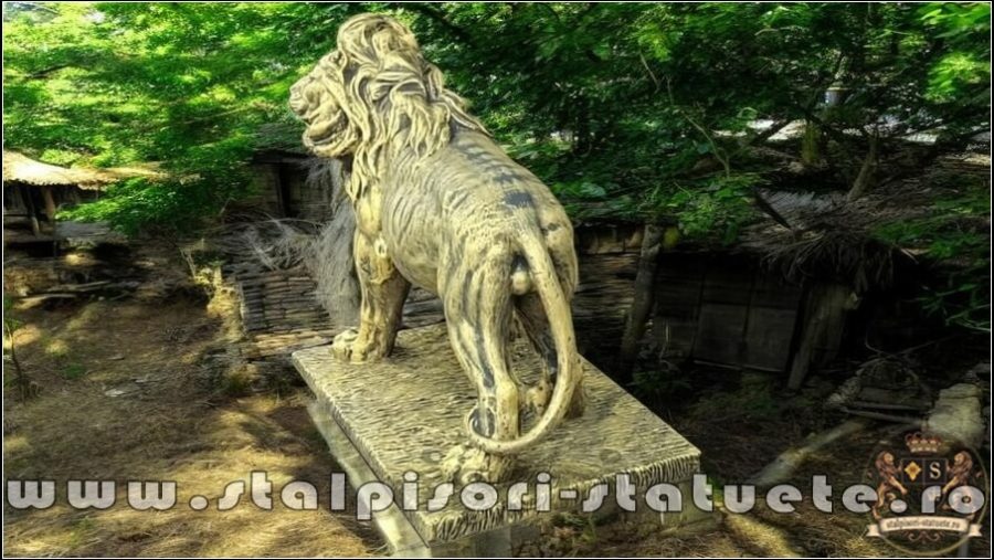 Statuetă leu mare în picioare, auriu antichizat, model S33. (3)