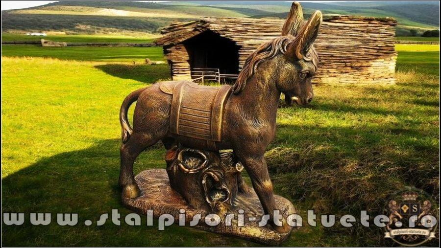 Statuetă măgăruș pe stativ, arămiu patinat, model S29. (2)