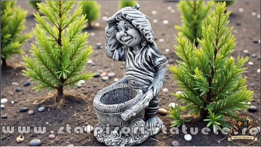 Statuetă pitic trol cu roabă, din beton, model S57. (3)