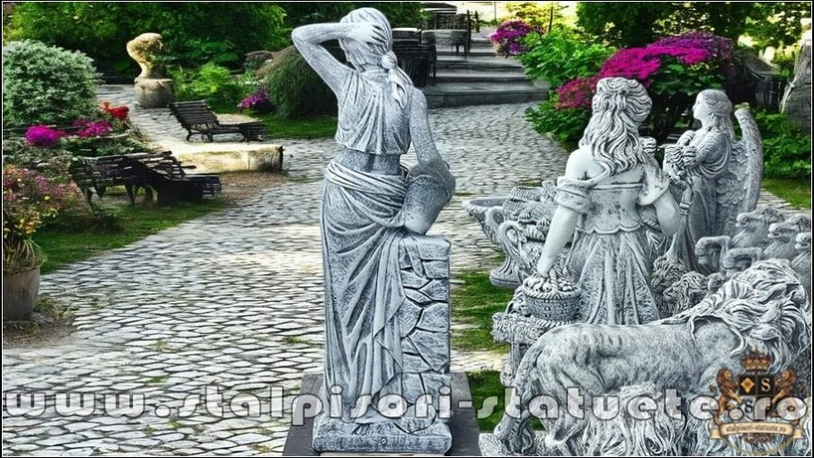 Statuetă țărăncuța la cișmea, gri patinat, model S51. (4)