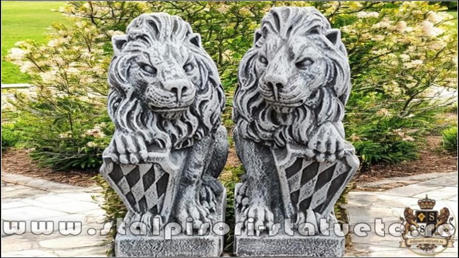 Statuete set lei mici, gri patinat, model S10. (1)