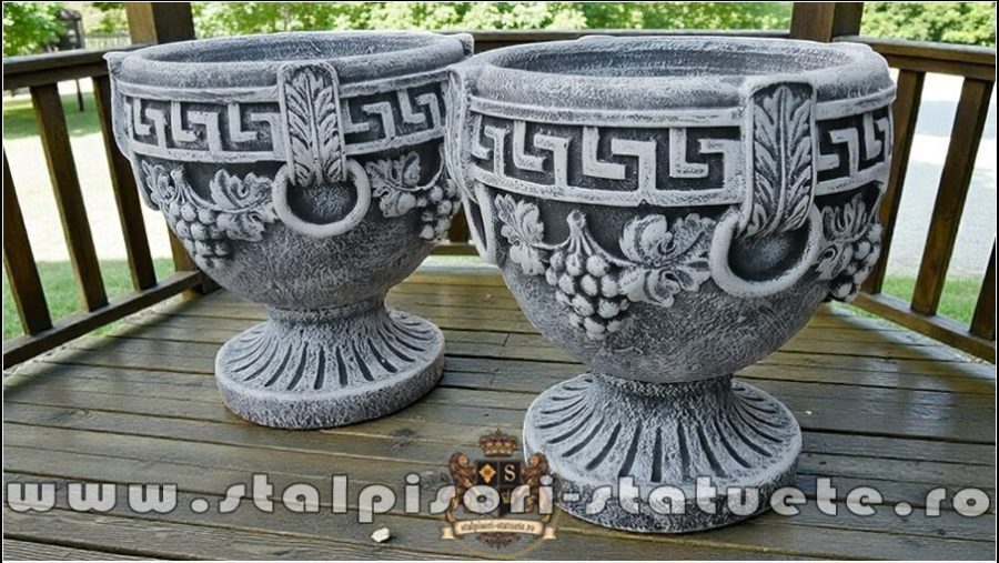 Vază ornament versace, gri patinat, model V8. (3)