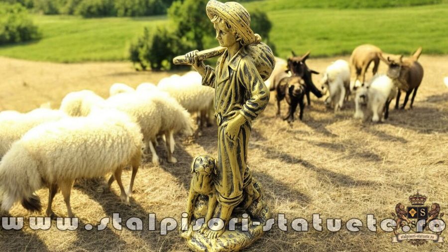 Statuetă ciobănaș cu cățel, auriu patinat, model S73. (3)