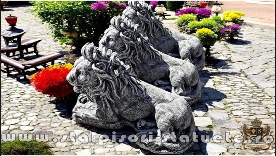 Statuetă leu mic culcat, gri patinat, model S56. (4)