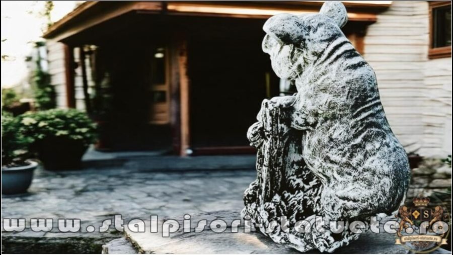 Statuetă porc mistrete, gri patinat, model S80. (4)