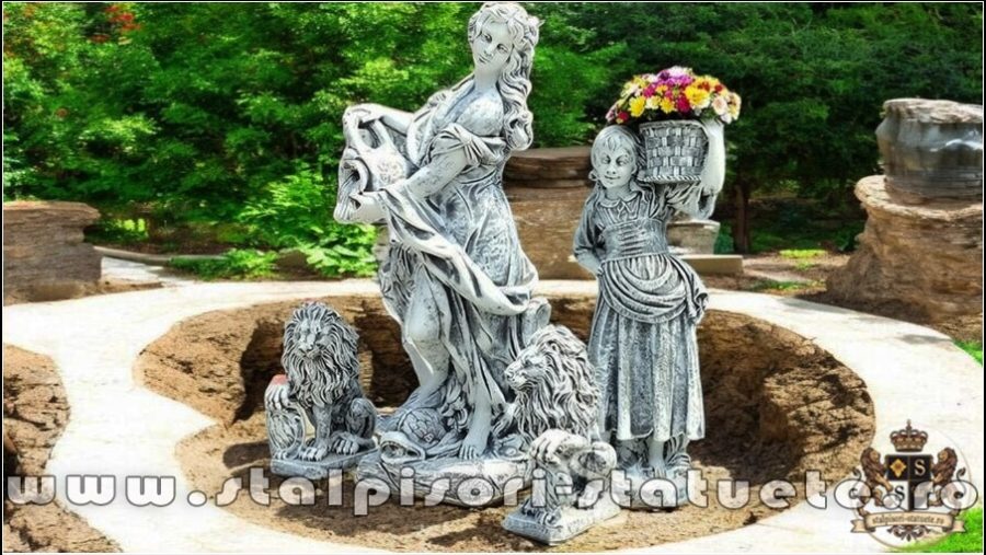 Set cinci statuete, gri patinat, model S94. (3)