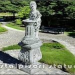 Set stativ cu copil la cișmea, gri patinat, model S27-S93.