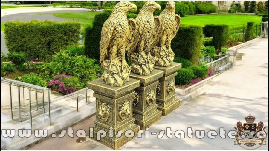 Set 3 vulturi, acvile, șoimi, uliu, auriu antichizat, model S82. (1)