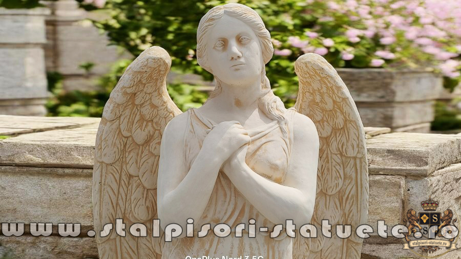 Statuetă îngeraș mare, galben patinat, model S20. (1)