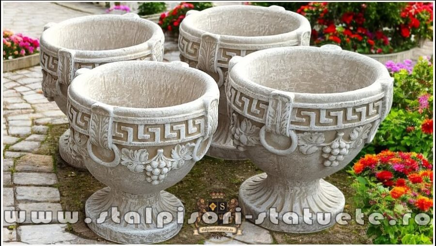 Vază ornament versace, maro patinat, model V8. (2)