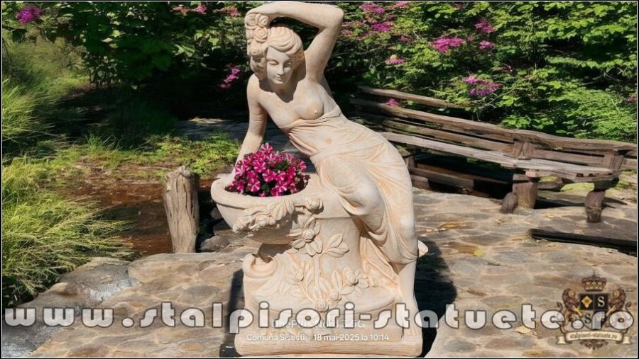 Statuetă jardinieră flori, galben patinat, model J12. (2)