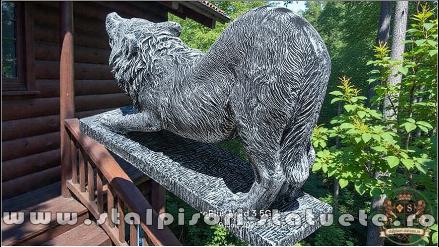 Statuetă lupoaică mare, gri antichizat, model S96. (5)