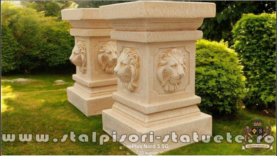 Soclu, stativ, cap de leu, galben patinat, model S84. (3)