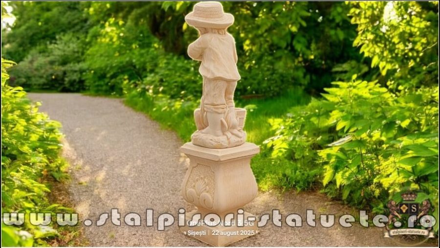 Set băiat cu hârleț pe soclu, galben patinat, model S27-S60. (5)