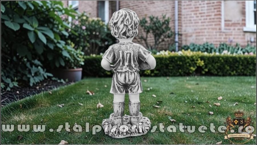 Statuetă fotbalist junior, gri antichizat, model S102. (4)