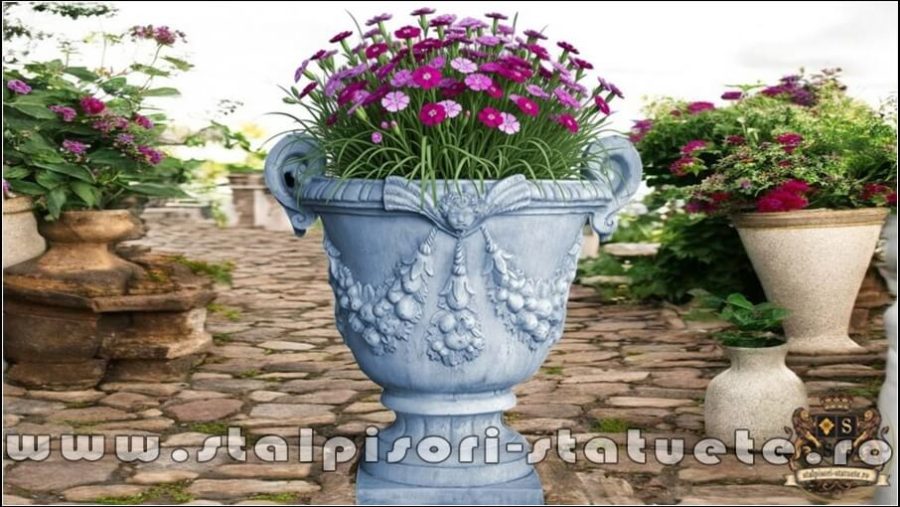 Vază mare cu picior, gri patinat, model V2. (3)