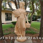 Statuetă domnița cu coșulețe, galben patinat, model S67.