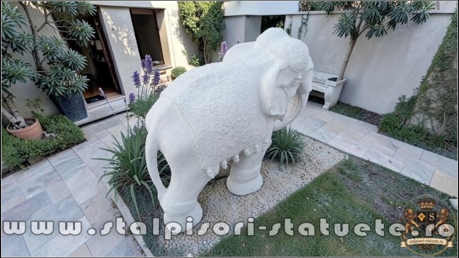 Statuetă elefant mare, alb marmorat, model S54. (4)