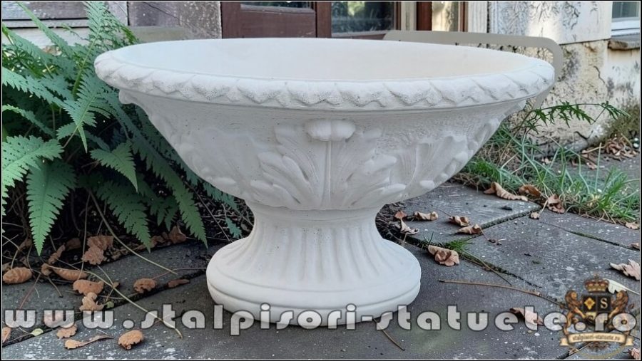 Vază mare, ornament stejar, alb marmorat, model V5. (1)