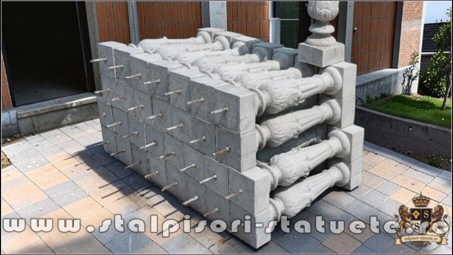 Stâlpișori, baluștri, popici, mosoare, din beton, model B12. (4)