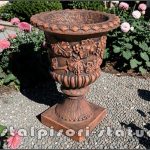 Vază ornament cu picior, terracotta patinat, model V1.