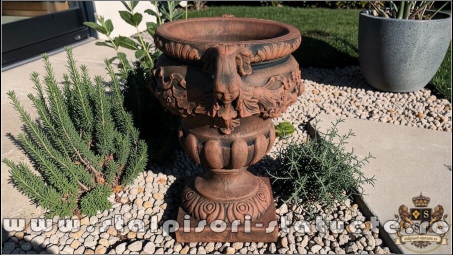 Vază ornament mare cu picior, terracotta patinat, model V6. (4)