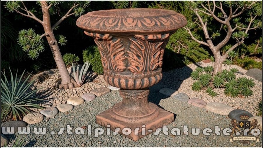 Vază vița-de-vie, terracotta patinat, model V3. (2)