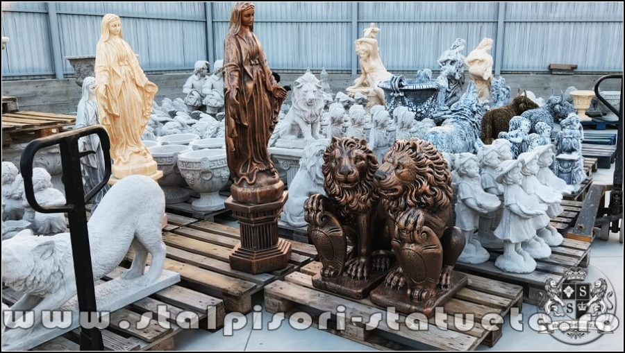 Statuete religioase și îngerași. (2)