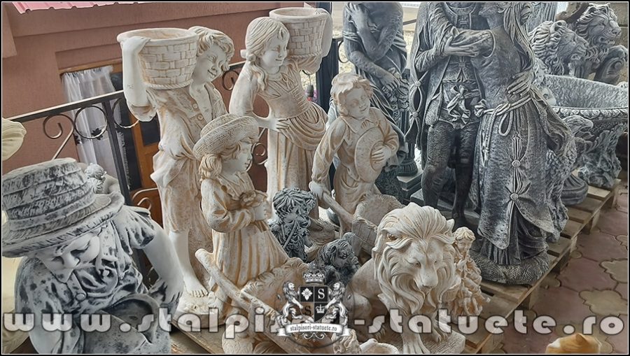 statui mari pentru casă și grădină (5)