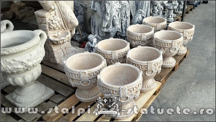 vaze și jardiniere pentru flori (5)